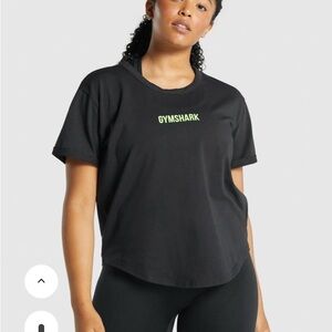 Gymshark Black and Green Relaxed Short Sleeve Tee